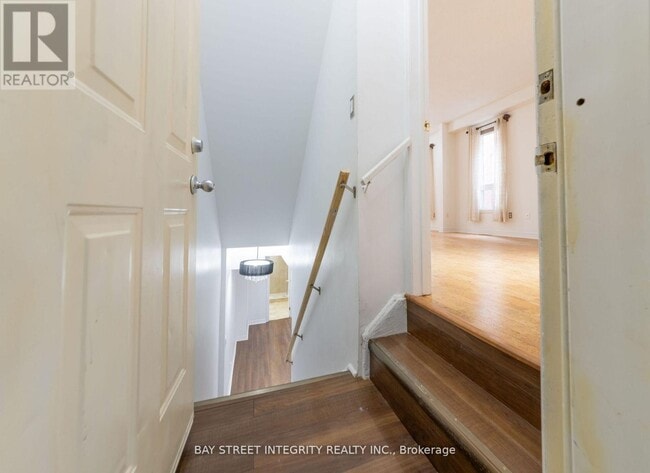 Photo - 5657 Raleigh St