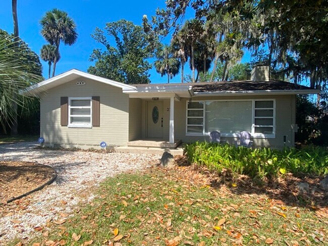 Building Photo - Charming Ormond Beach Home