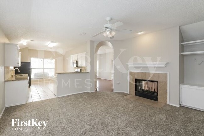 Photo - 2500 Crystal Falls Dr