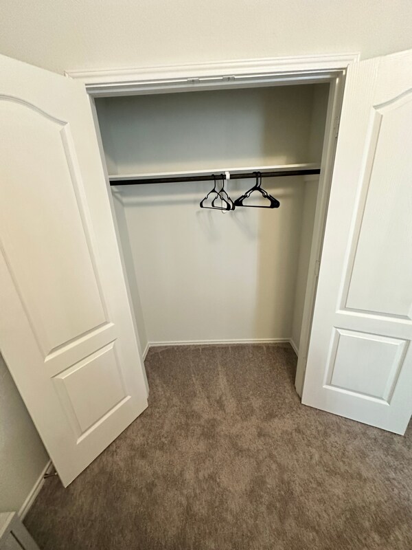 Photo - 1 Bollardpoint Ln