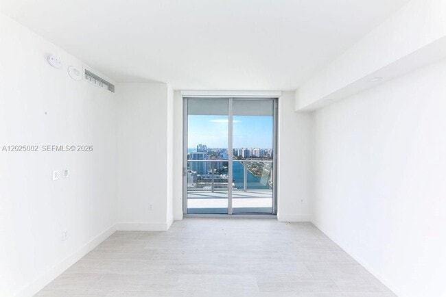 Photo - 4010 S Ocean Dr Unidad t3509