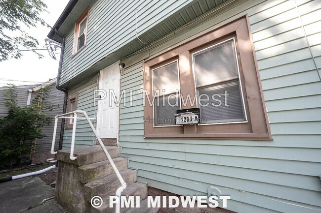 Photo - 2201 E New York St Unit A