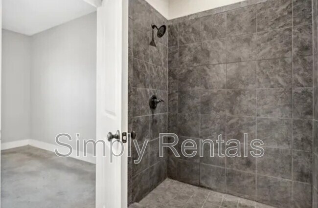 Photo - 703 Maple St Unit 1