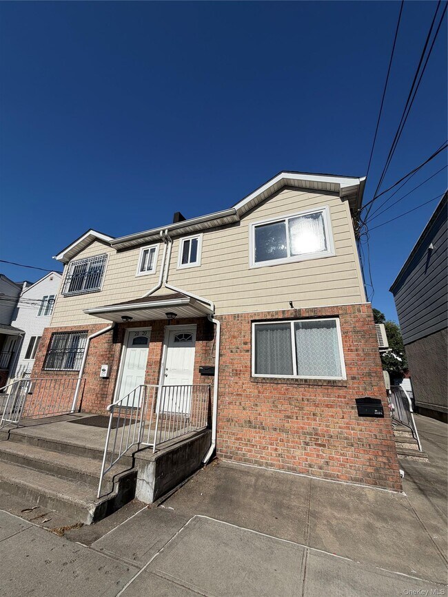 Building Photo - 20-18 121st St Unit 2nd Floor