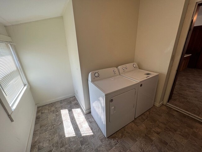 Photo - 1031-1033 S 11th St Unit 1031 S 11th