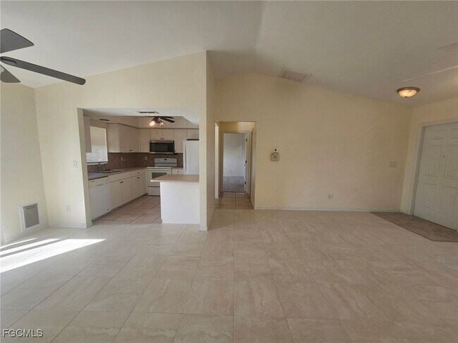 Photo - 3514 SE Santa Barbara Pl