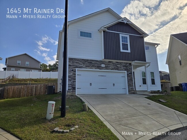 Photo - 1645 Mount Rainer Dr