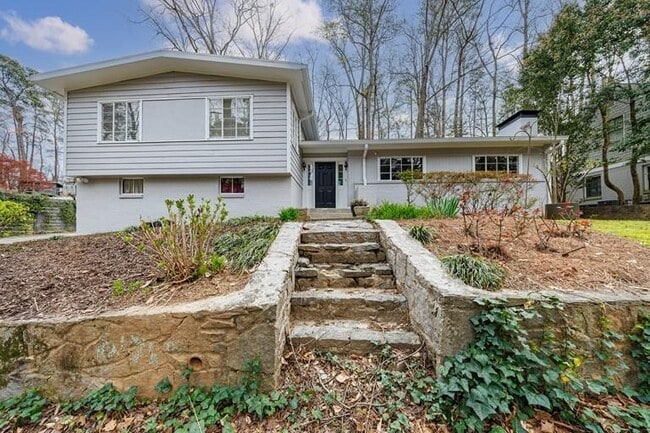 Building Photo - 3857 Land O Lakes Dr NE