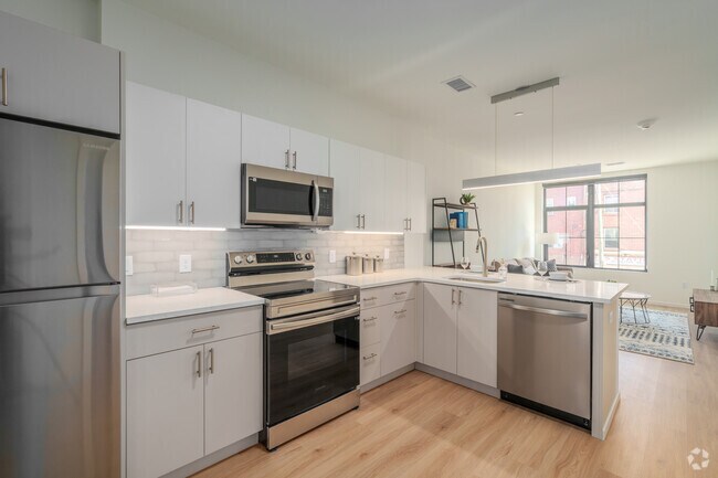 1BR, 1BA - 645SF - KItchen - Humble Park Place