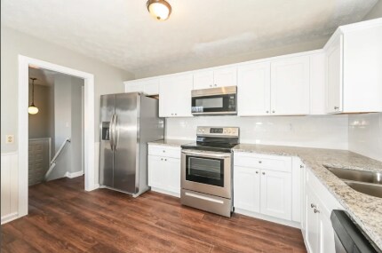 Photo - 2695 Rockdale Dr