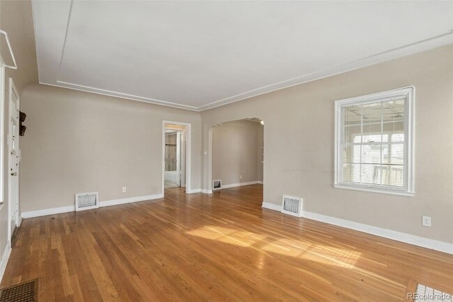 Photo - 1321 E Monument St