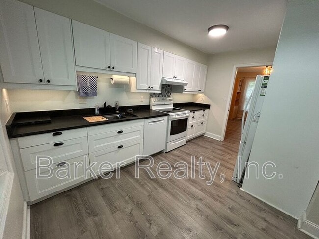 Photo - 1215 Collington Dr