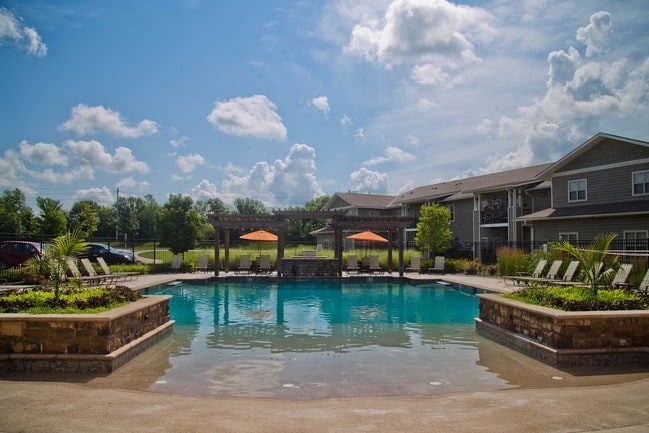 The Manor Homes of Eagle Glen