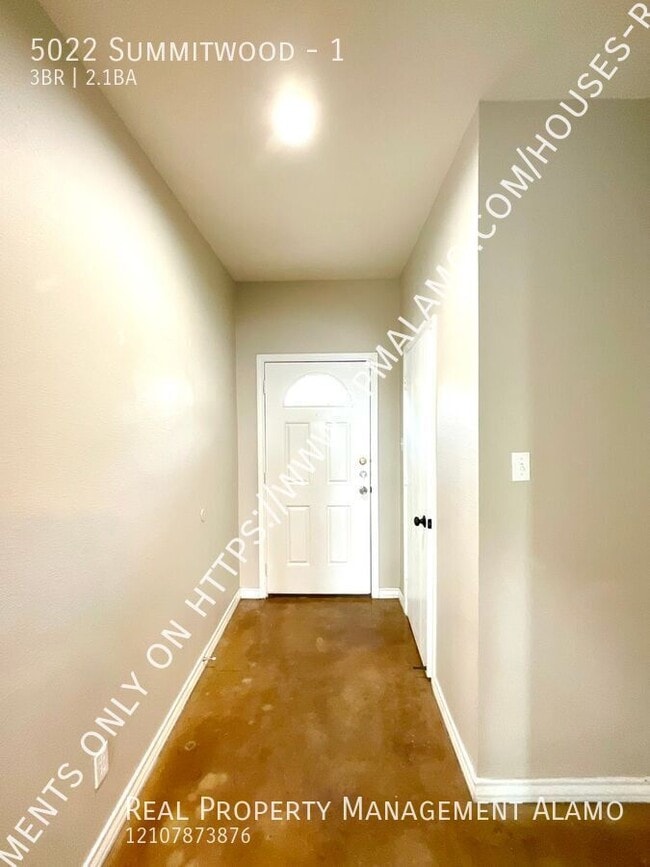 Photo - 5022 Summitwood-1