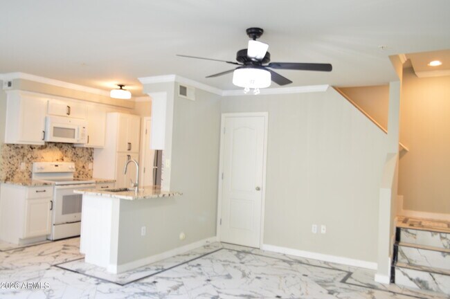 Photo - 1701 E Colter St Unit 4