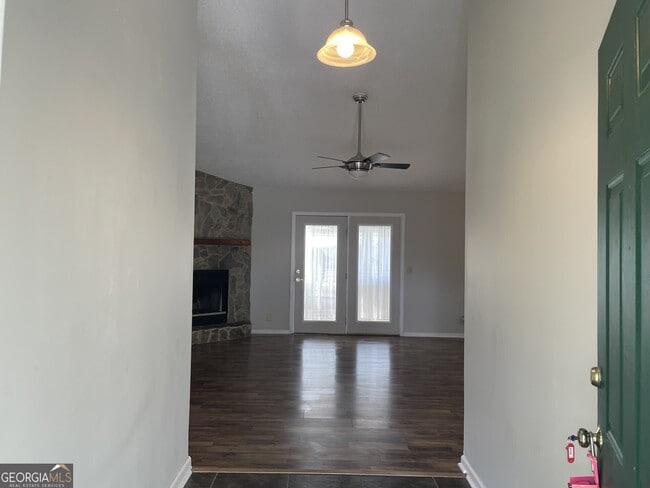 Photo - 403 Fairfield Ct