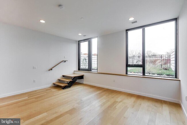 Photo - 57 N St NW Unit 414