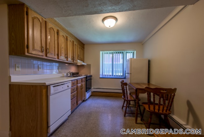 Photo - 15 Chester St Unit 2