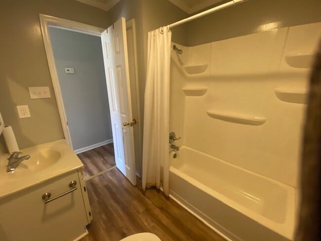 Photo - Strawberry Plains 37871 - 1 bedroom, 1 bath apartment, water included in rent - Call Linda Meese ...