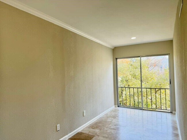 Photo - 5050 Ambassador Way Unit 212