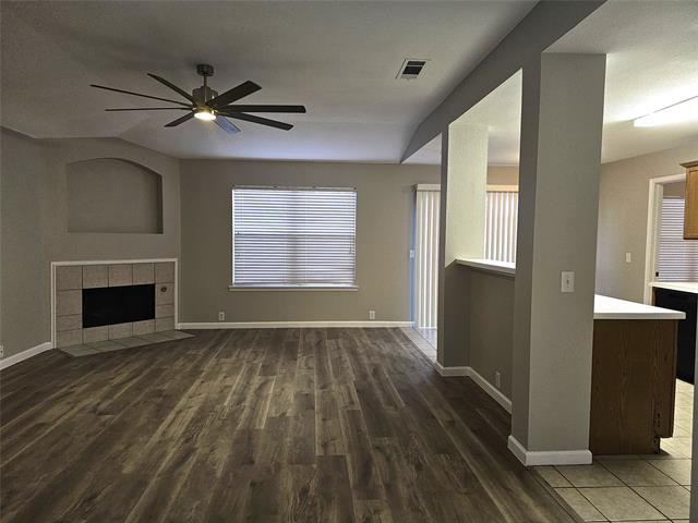 Photo - 2405 Tisbury Way