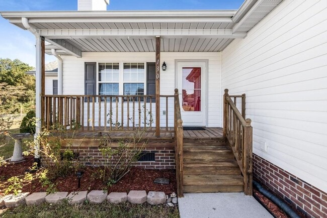 Photo - 4 Bedrooms/2 Bath Ranch Home!