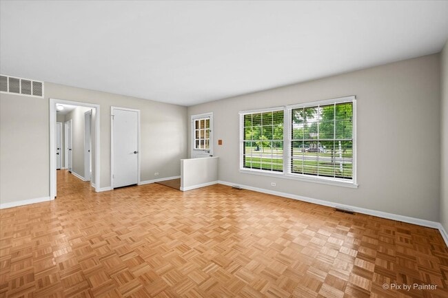 Photo - 1040 Brantwood Ave