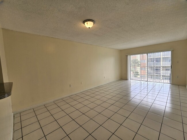 Photo - 3600 NW 21st St