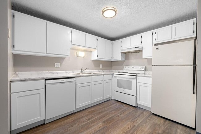 Photo - Maplewood Apartments