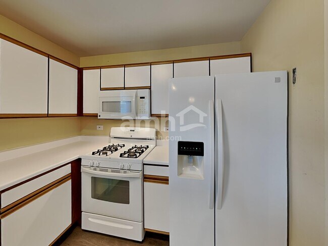 Photo - 1440 Summerhill Dr