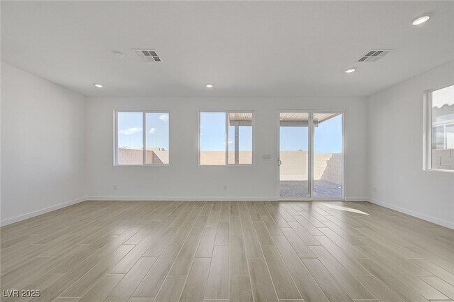 Photo - 8532 W Agate Ave