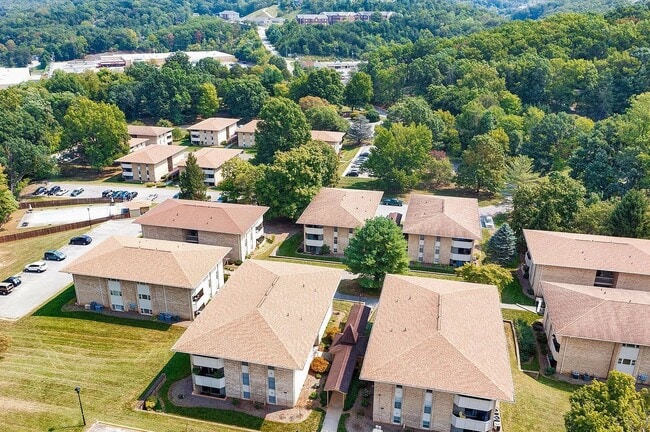 Photo - 5260 Crossbow Cir Unit 11B