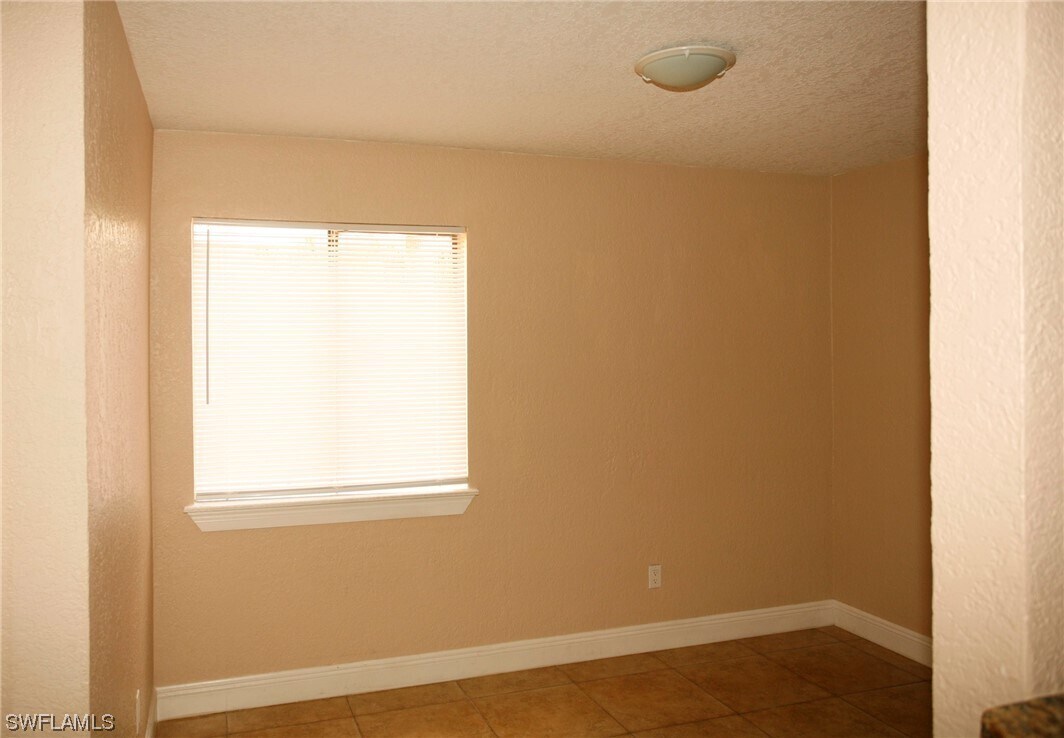 Photo - 2885 Winkler Ave Unit 609