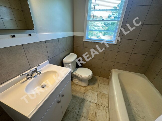 Photo - Home for rent in Center Point