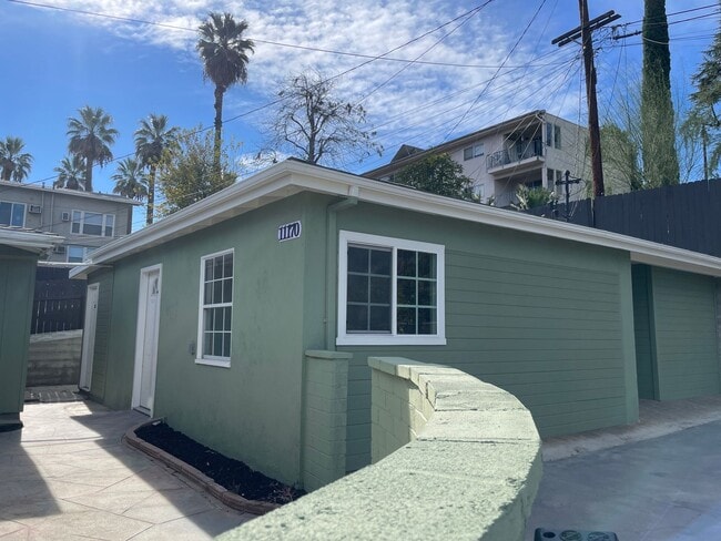 Building Photo - Richmont Rd - 11170-11174 Unit 11170 Richmont