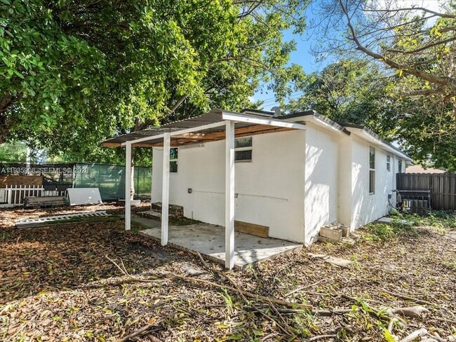 Photo - 1829 NW 62nd Terrace