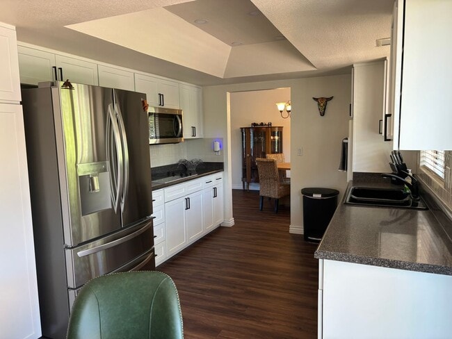 Photo - Discover comfortable seasonal living in Mesa, AZ with this well-appointed furnished & updated 2-b...