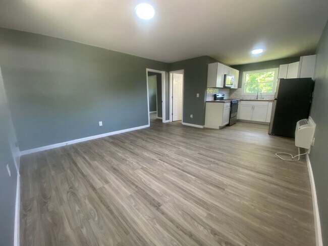 Photo - Thomas R James Apartments Unit 1721 Thomas R James Dr