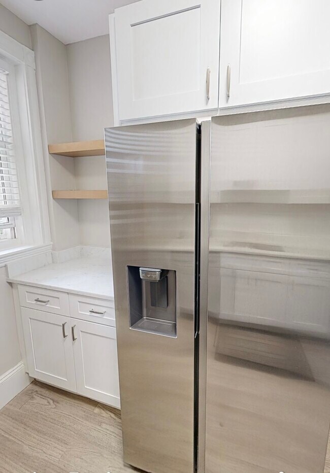 Photo - 6 Radcliffe Rd Unit 1