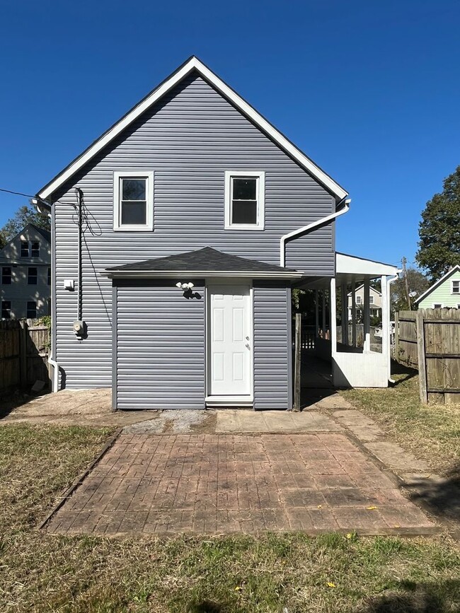 Photo - Cudell/West Blvd neighborhood; 4 bedroom/1...