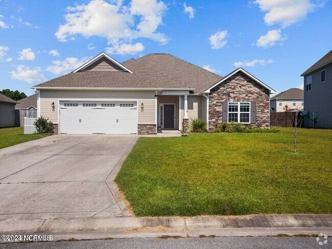 Building Photo - 402 Derrick Dr Rental