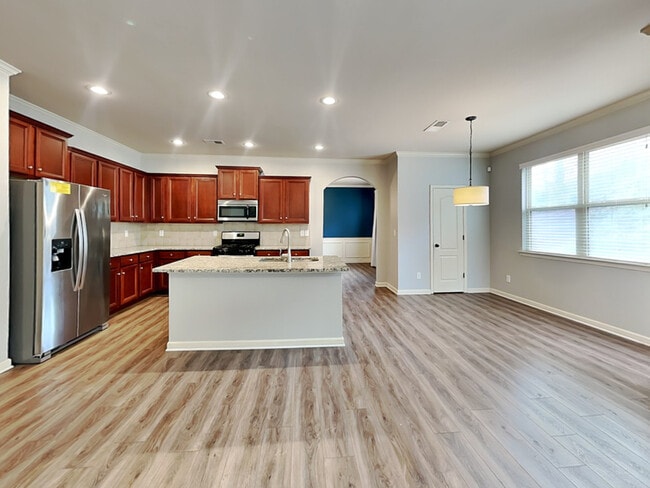 Photo - 5015 Groover Dr