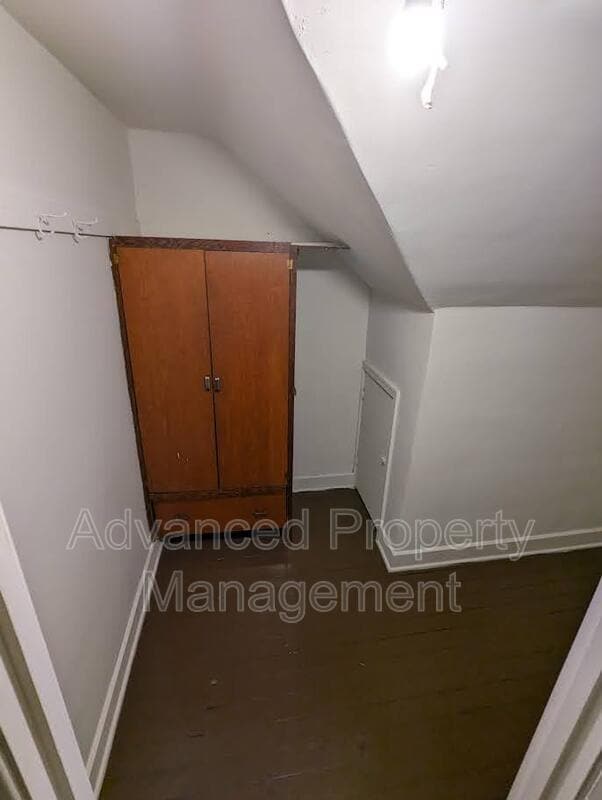 Photo - 1024 Hagerer St