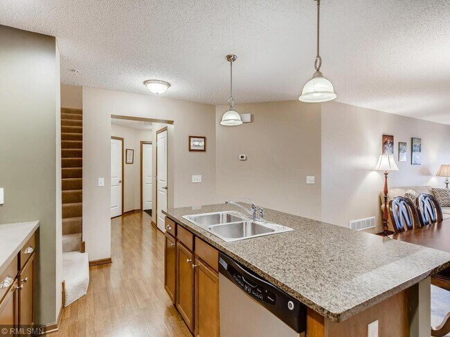 Photo - 3421 Maureen Lane