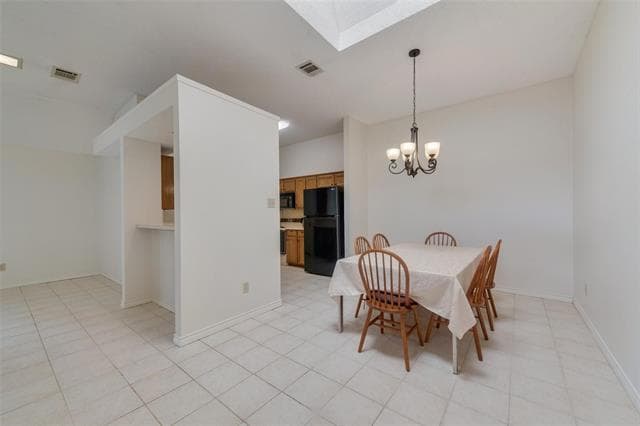 Photo - 2020 Hearthside Ln