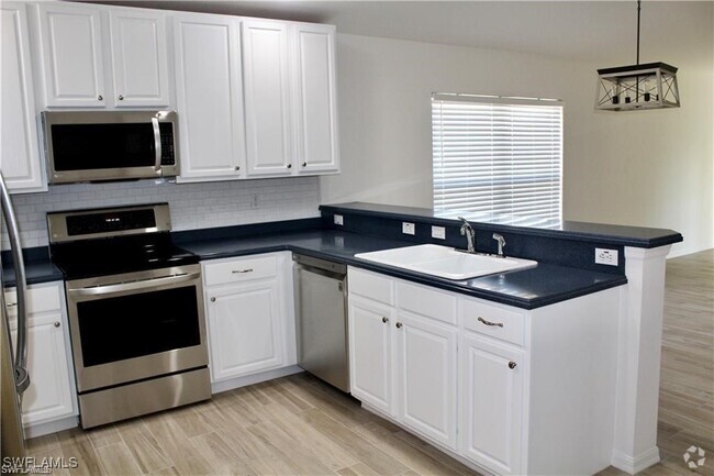 Building Photo - 9729 Pineapple Preserve Ct Rental