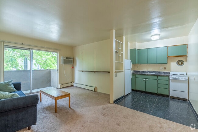 1BR, 1BA - 700SF - Balcony - Living/Dining Room
