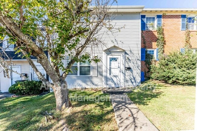 Building Photo - 1438 Cottonwood Ct