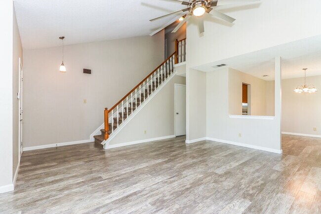 Photo - 3645 Fairview Dr