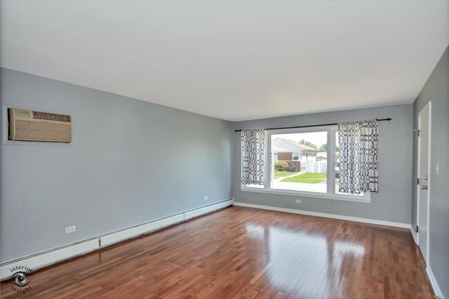 9628 Kilpatrick Ave Unit 1